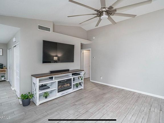 Spacious living room