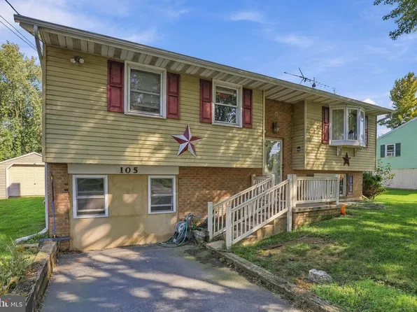 105 Schoeneck Rd, Ephrata, PA 17522