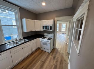 316 E Mulberry St APT 318, Bloomington, IL