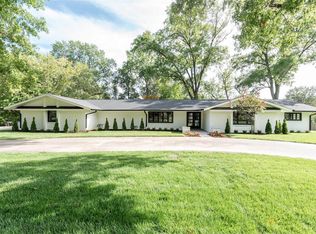 30 Salem Estates Dr, Saint Louis, MO 63124