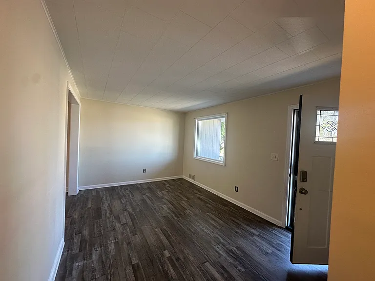416 Old Home Rd — Photo 16