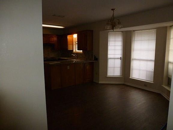 4th image of 7325 Western Plains Ave