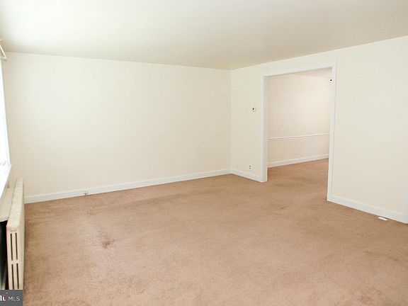 5th image of 10 S Bancroft Pkwy