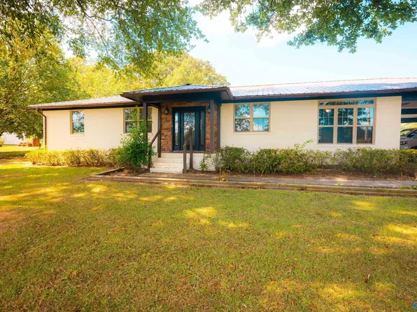 301 Columbus St, Albertville, AL 35950