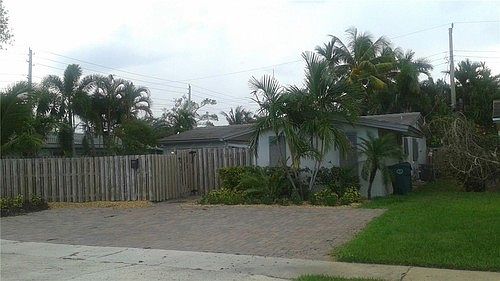 1st image of 3841 NE 17th Ave