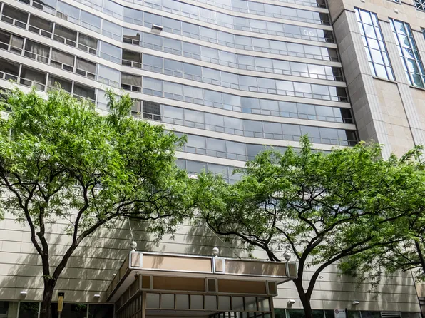 110 E Delaware Pl APT 1804, Chicago, IL 60611