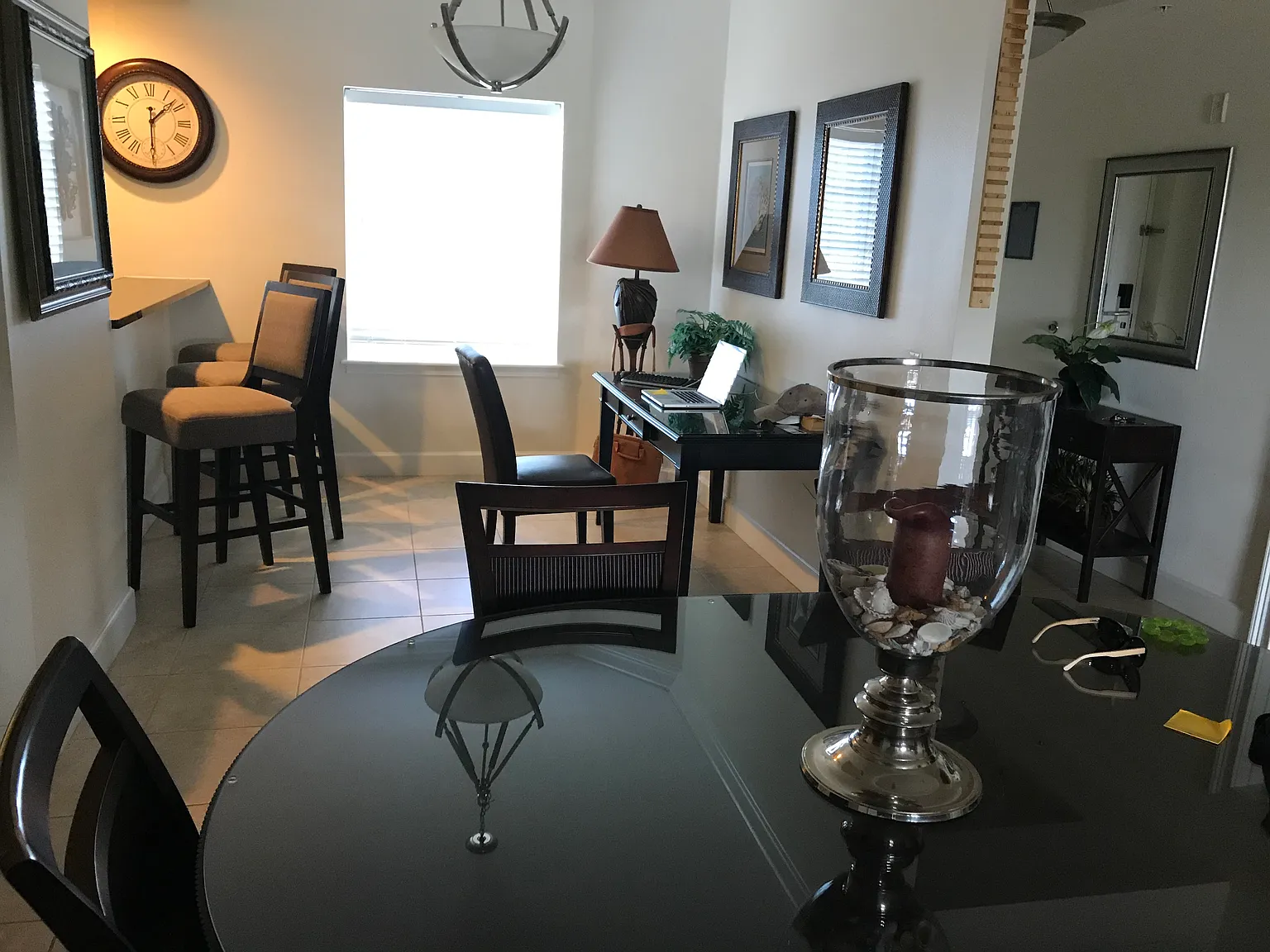3 bed, 2000 sqft, $4,200 — Photo 2