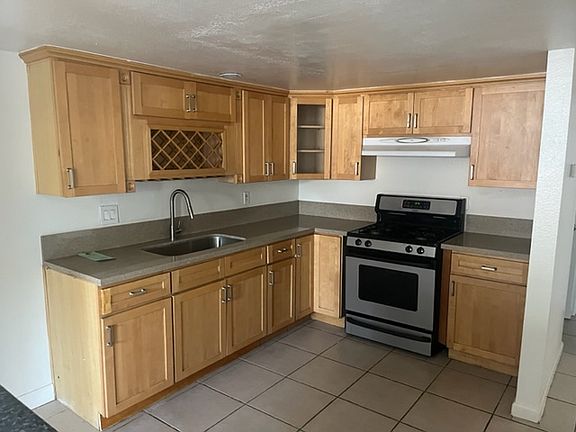 4th image of 7288 Park St