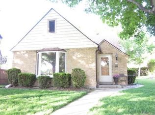6652 W Locust St, Milwaukee, WI 53210