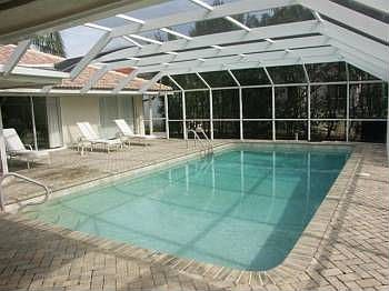 4th image of 799 Amber Dr