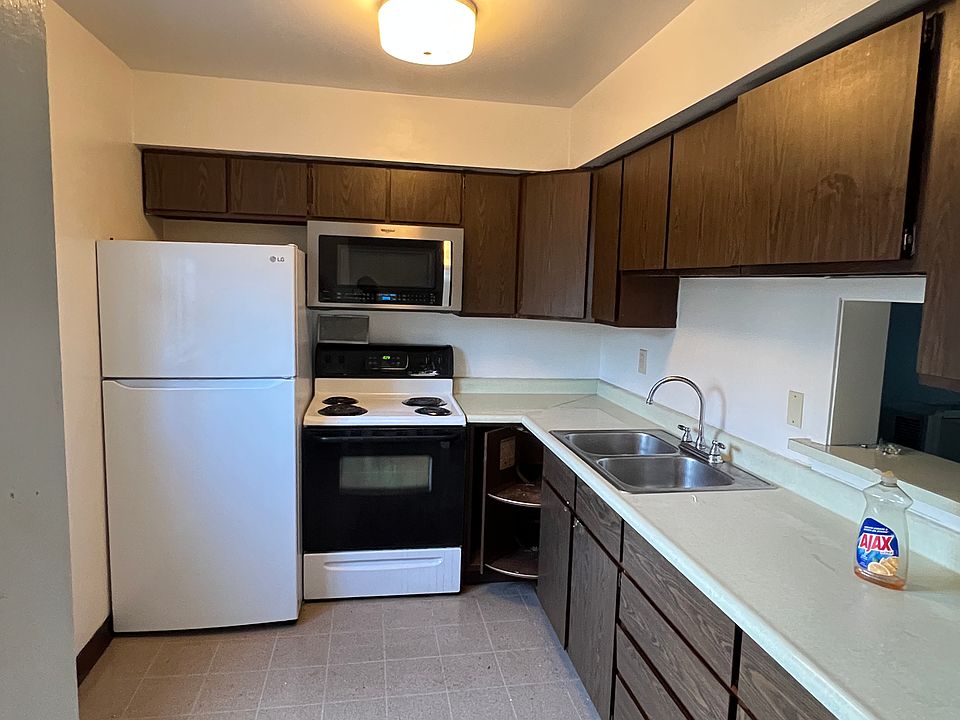 1st image of 22 E Central Ave #1-2