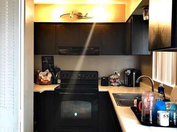 2nd image of 3526 W Dunlap Ave #151