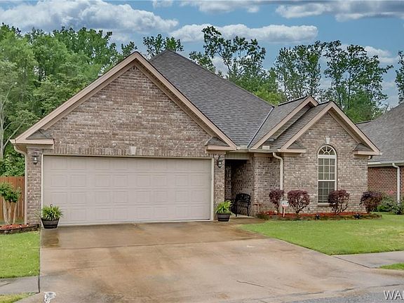 3rd image of 1527 Belle Meade Blvd
