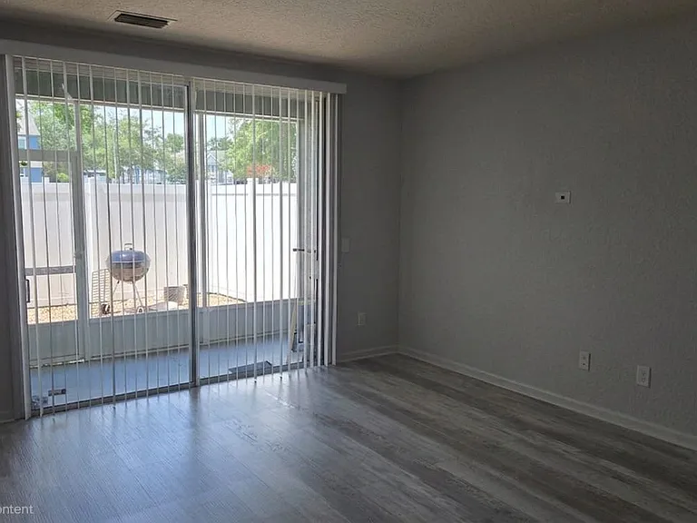 4499 SW 49th Ave — Photo 14
