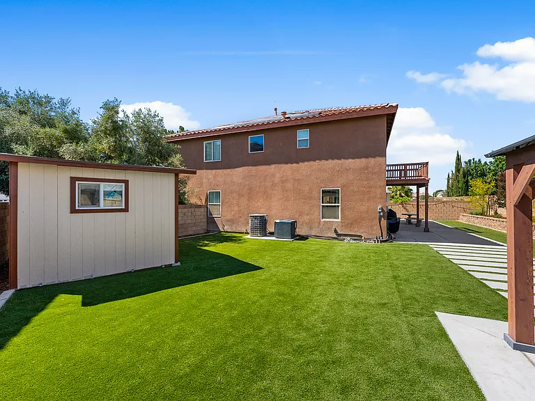 44256 Dahlia St — Photo 59