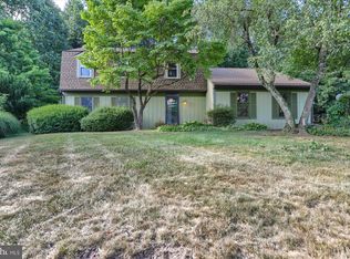 72 Plymouth Cir, Hershey, PA 17033