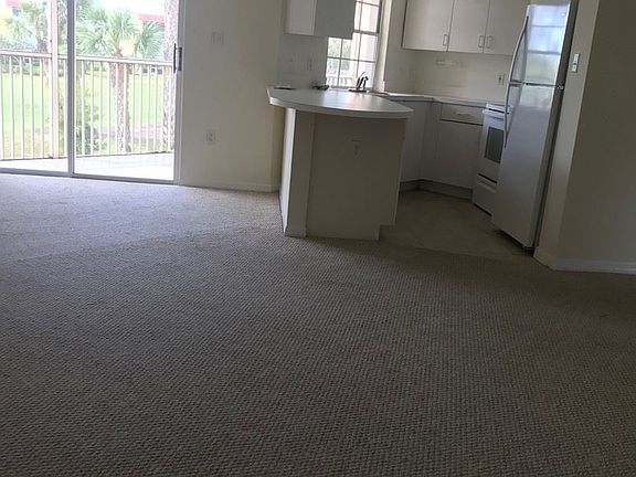 4th image of 481 Quail Forest Blvd APT 207