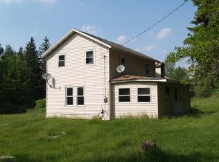 68 McKinney Rd, Lake Ariel, PA 18436