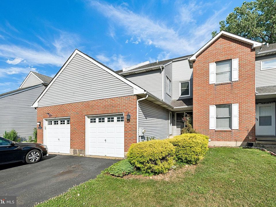 1st image of 549 Princeton Ct