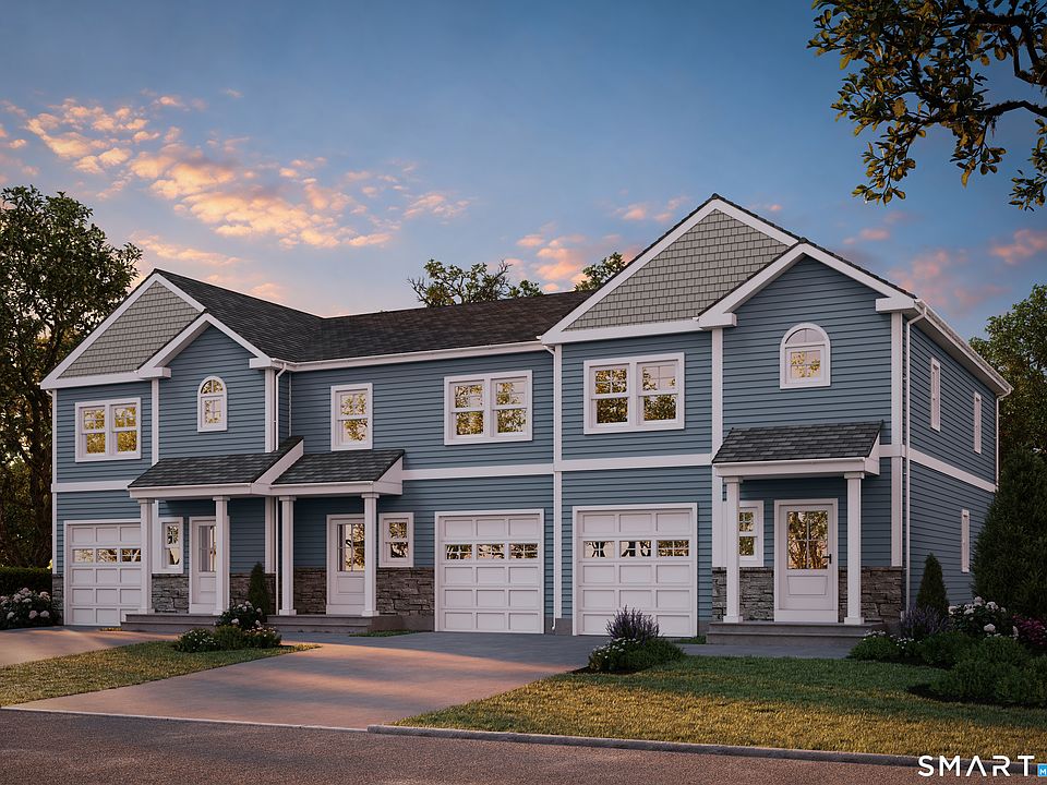 1st image of 4 Heritage Lane