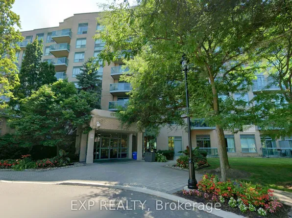 3 Ellesmere St, Richmond Hill, ON