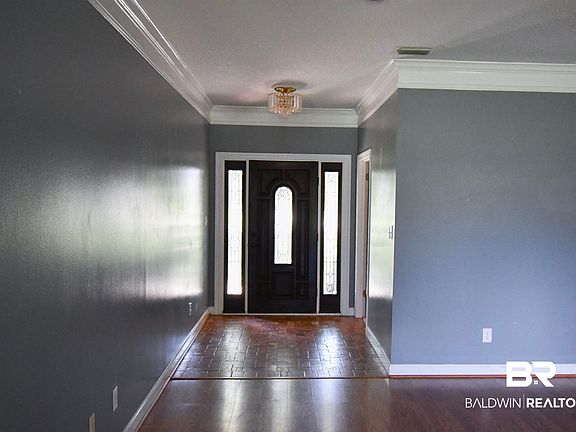 3rd image of 11151 Colvin Ln