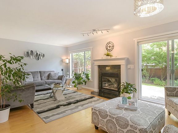 4th image of 16016 82nd Ave #41