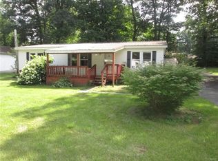 43 Sixberry Rd, Pennellville, NY 13132