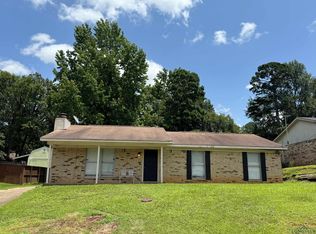 206 Syble Ln, Longview, TX 75605