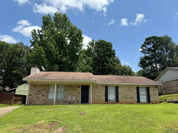 206 Syble Ln, Longview, TX 75605