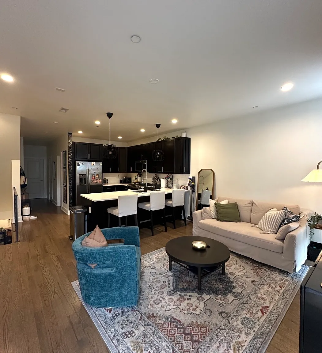 2 bed, 1569 sqft, $2,750 — Photo 3