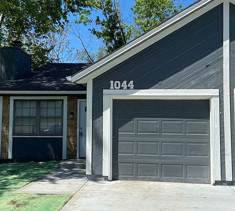 Single car garage with opener