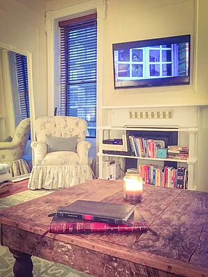 Rented by Aryeh Realty | media 26