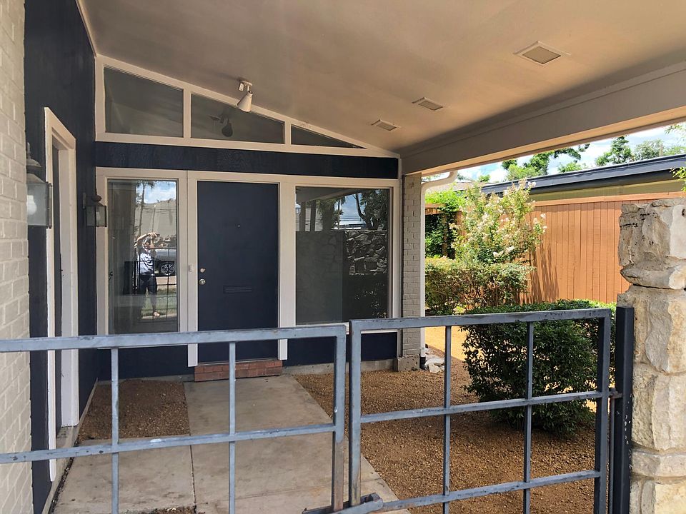 1st image of 11233 Park Central Pl