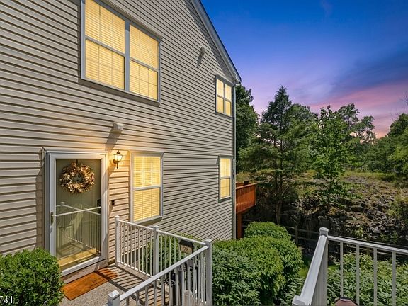 2nd image of 28 Mountainside Drive #28