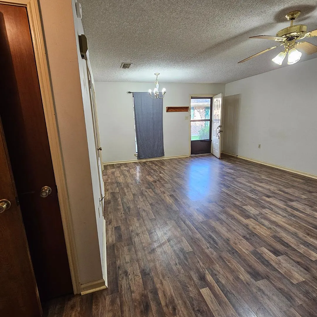 1015 B Talbot Avenue — Photo 4