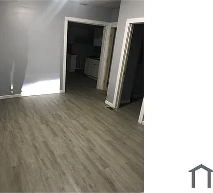 4 bed, 1900 sqft, $2,100 — Photo 3