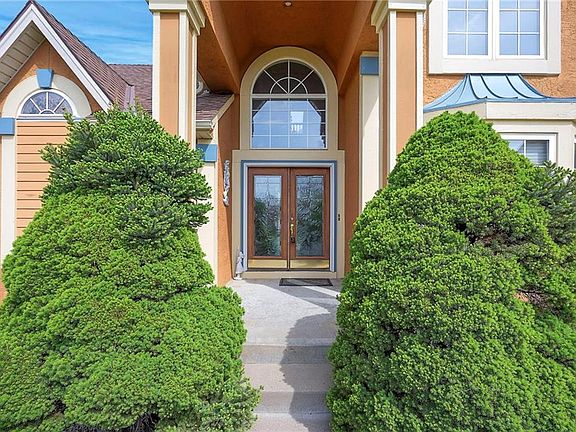 4th image of 6201 N Kensington Ct
