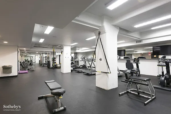 Sold by Sotheby's International Realty | media 13