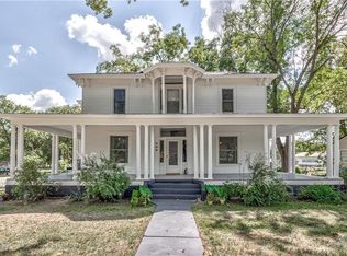 108 E 10th St, Pleasanton, KS 66075