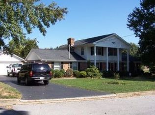 1904 Hillsboro Ave, Johnson City, TN 37604