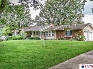 1538 Skylark Dr, Omaha, NE 68144
