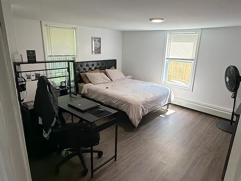 14 Mount Auburn St #12 — Photo 9