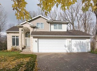 2732 W Independence Ct, Appleton, WI 54914