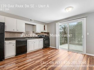 4139 Oak Park Dr SE APT A, Grand Rapids, MI 49508