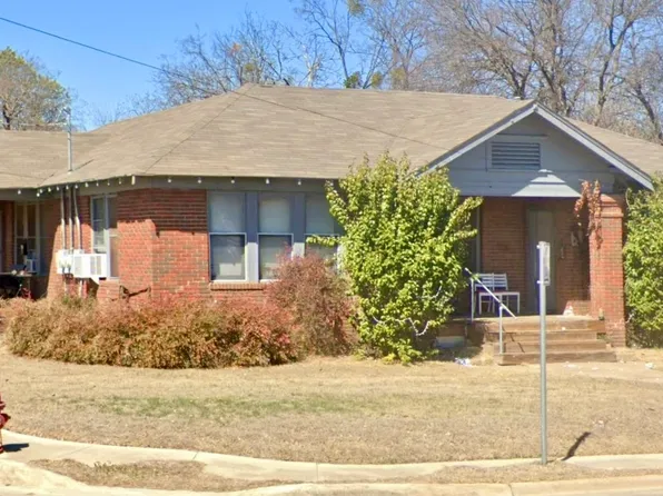 1913 Coggin Ave #B, Brownwood, TX 76801