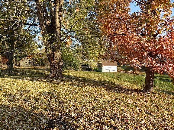 5th image of 6102 Midway Ct