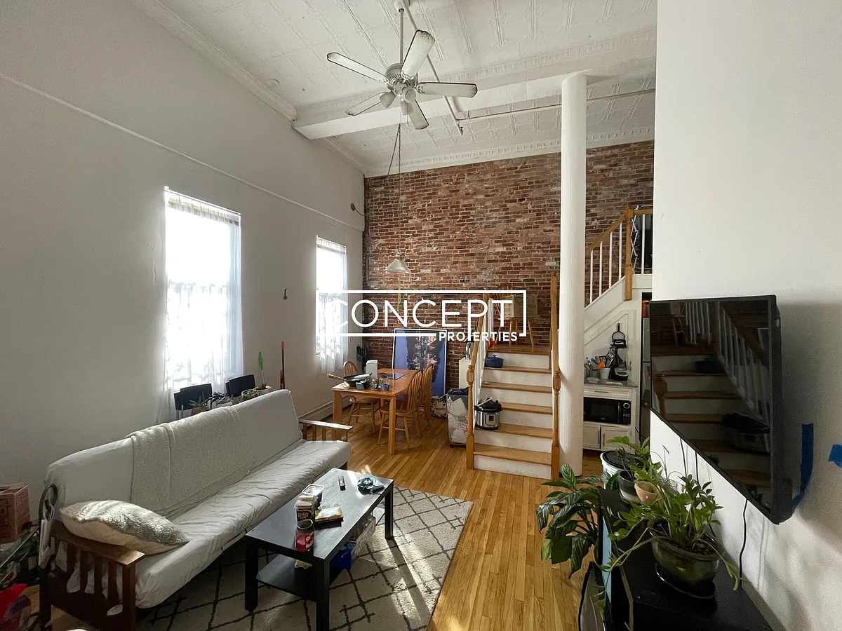 Building Photo - 168 Northampton St #1683