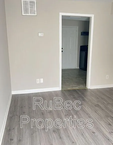 3109 Grierton Ct #6 — Photo 2
