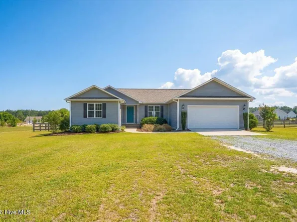 525 N Ridgecrest Street, Pinebluff, NC 28373